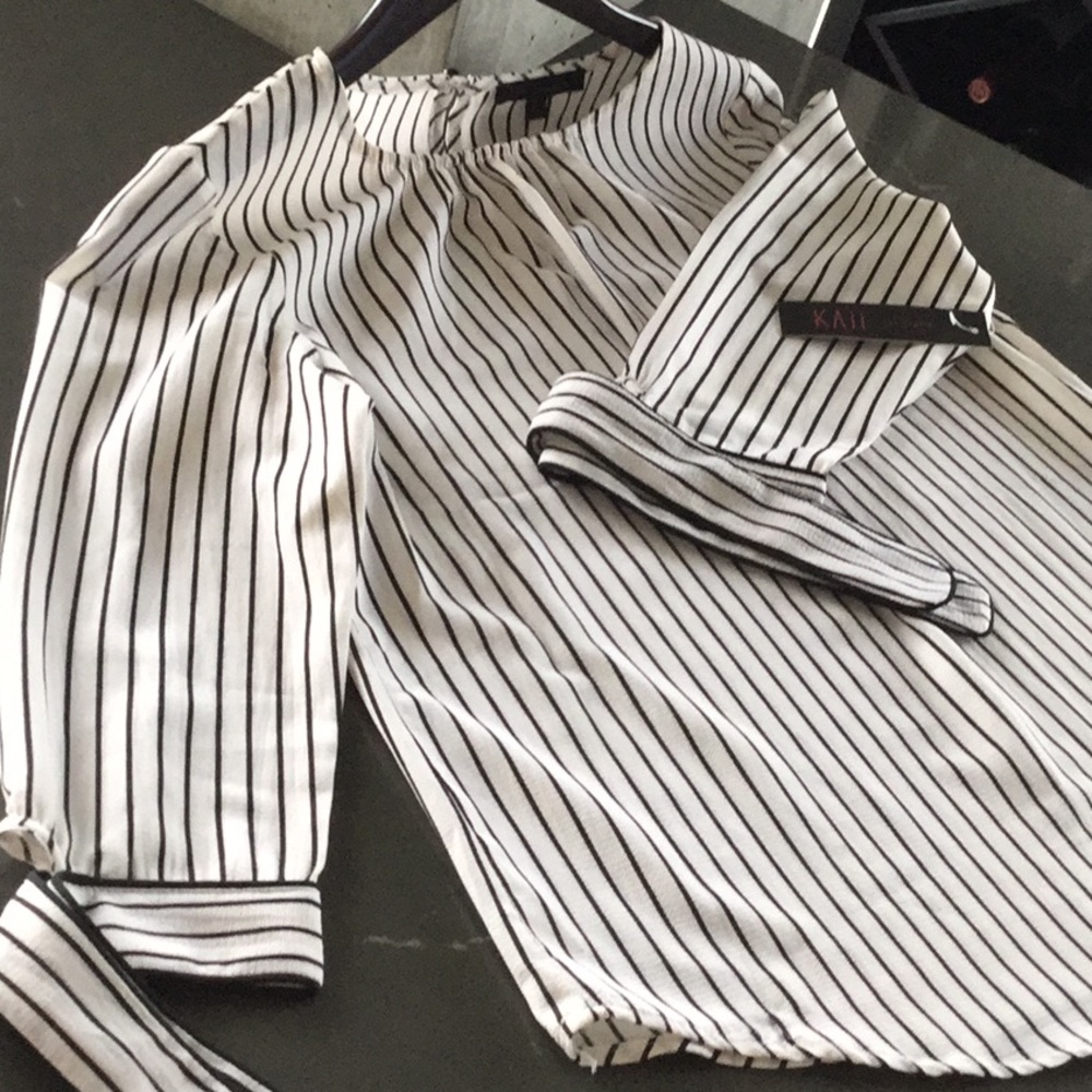 Stripe Tie Sleeve Shirt